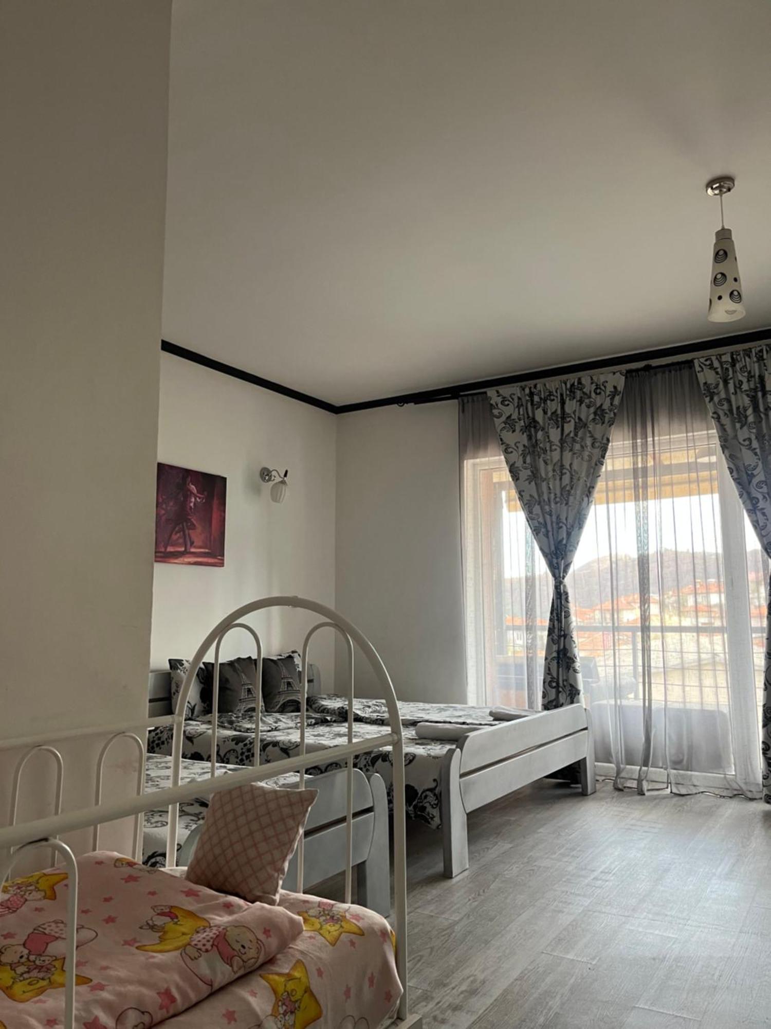Hotel Scorpion Kruševo Exteriör bild