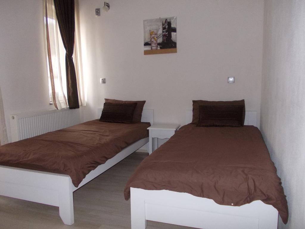 Hotel Scorpion Kruševo Exteriör bild