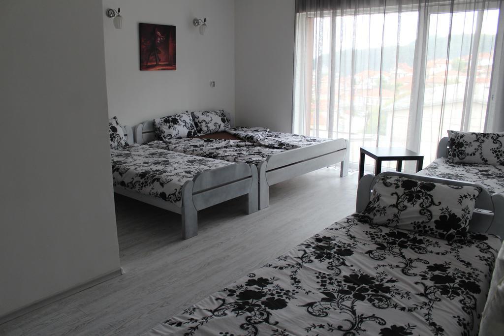 Hotel Scorpion Kruševo Exteriör bild
